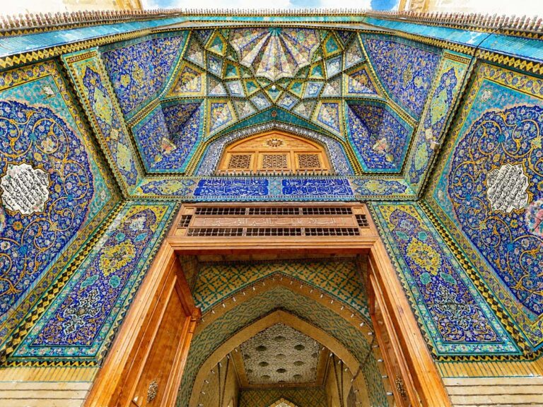 Entrance-to-Imam-Ali-Shrine